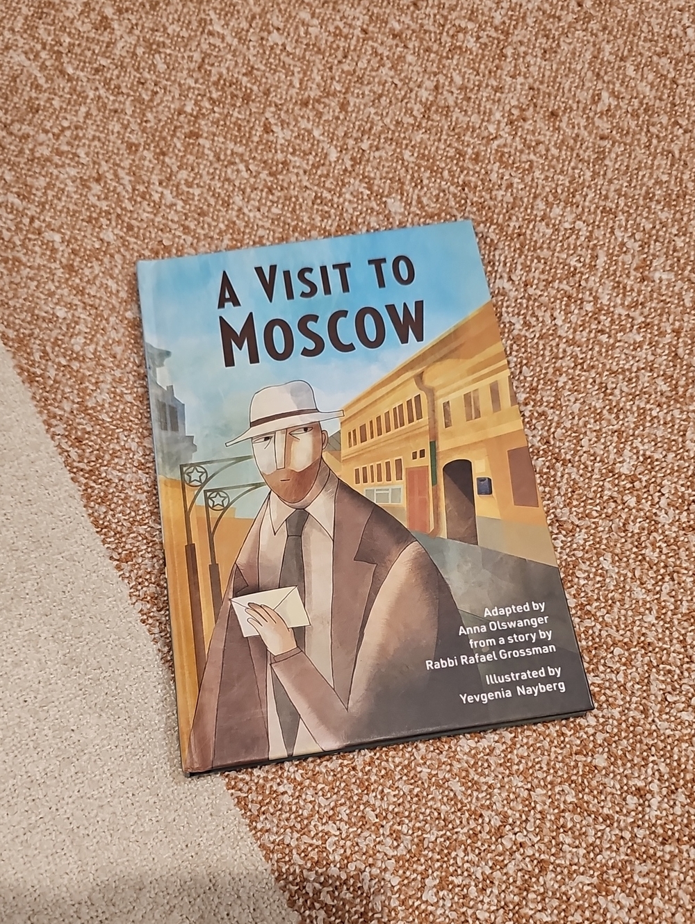 A Visit to Moscow Hardcover Book - Brown/Blue